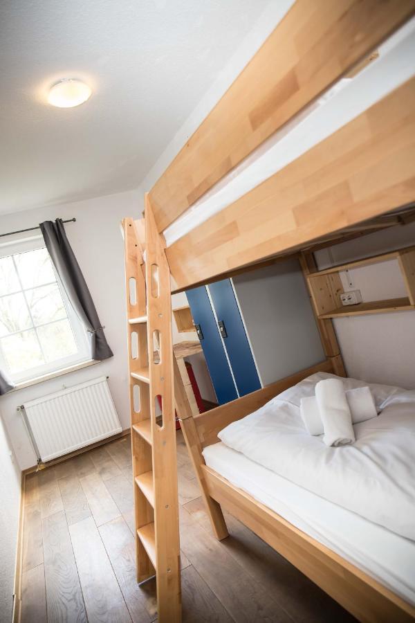 Wattlodge Norden Luaran gambar