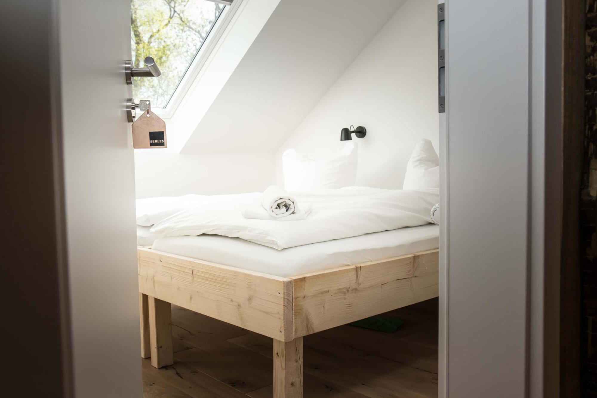 Wattlodge Norden Luaran gambar