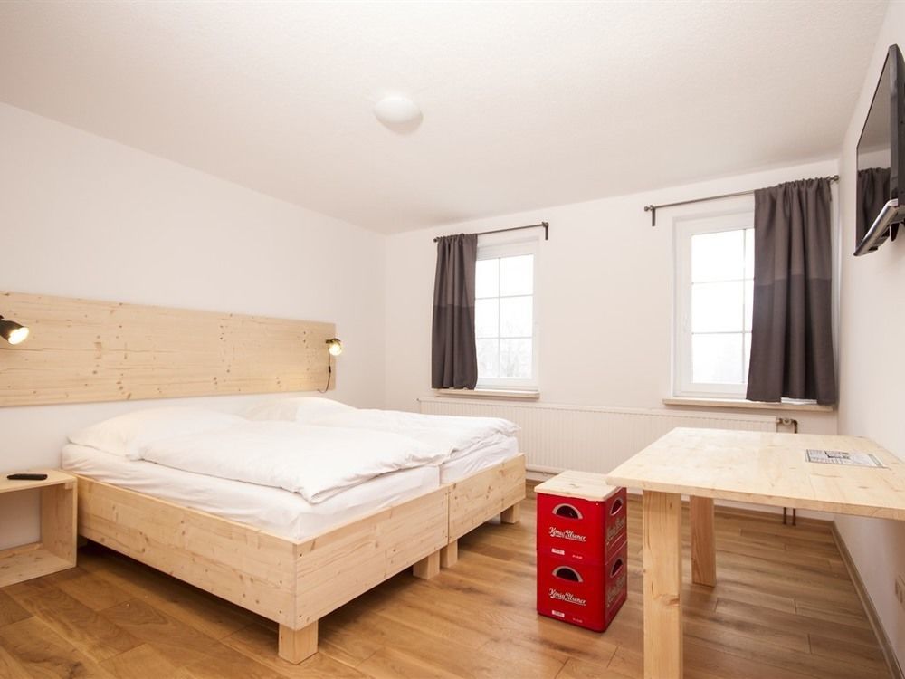 Wattlodge Norden Luaran gambar