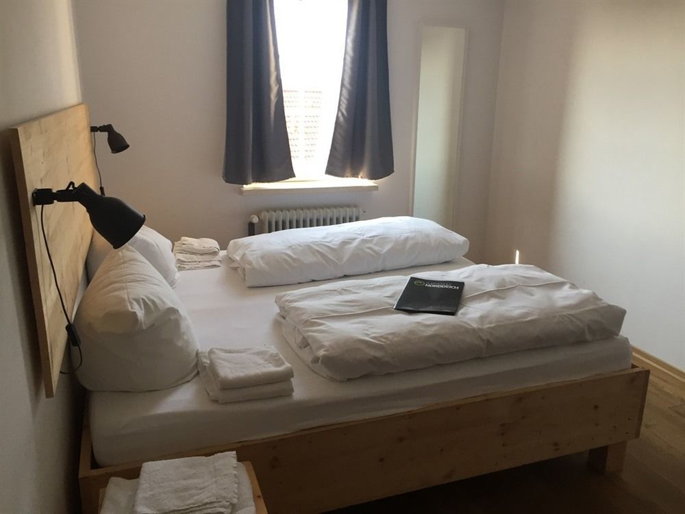 Wattlodge Norden Luaran gambar